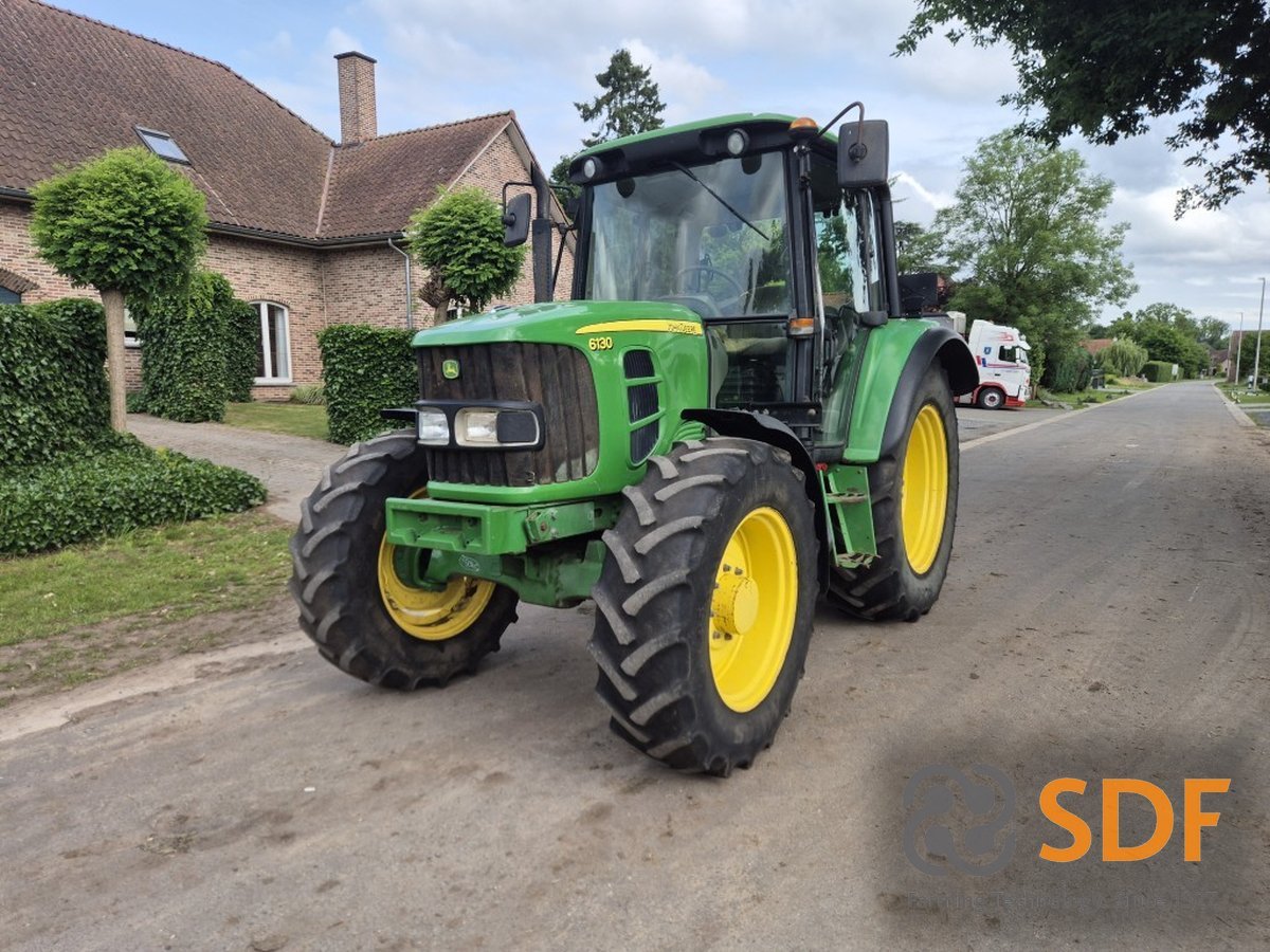 John Deere 6130