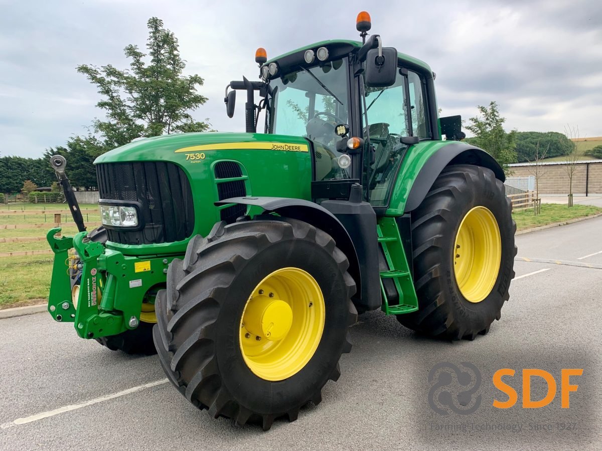 JOHN DEERE 7530 PREMIUM