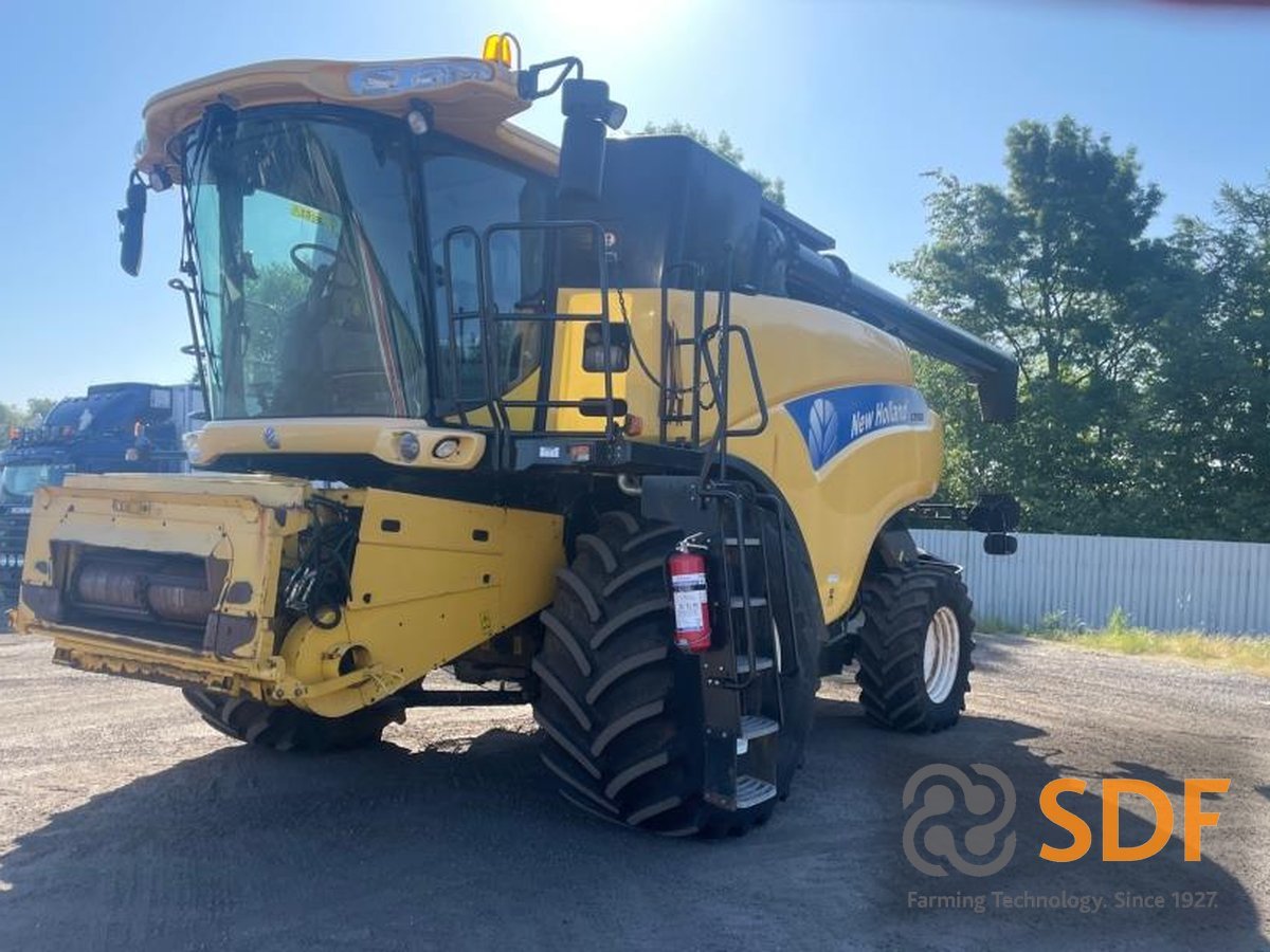 New Holland CR980
