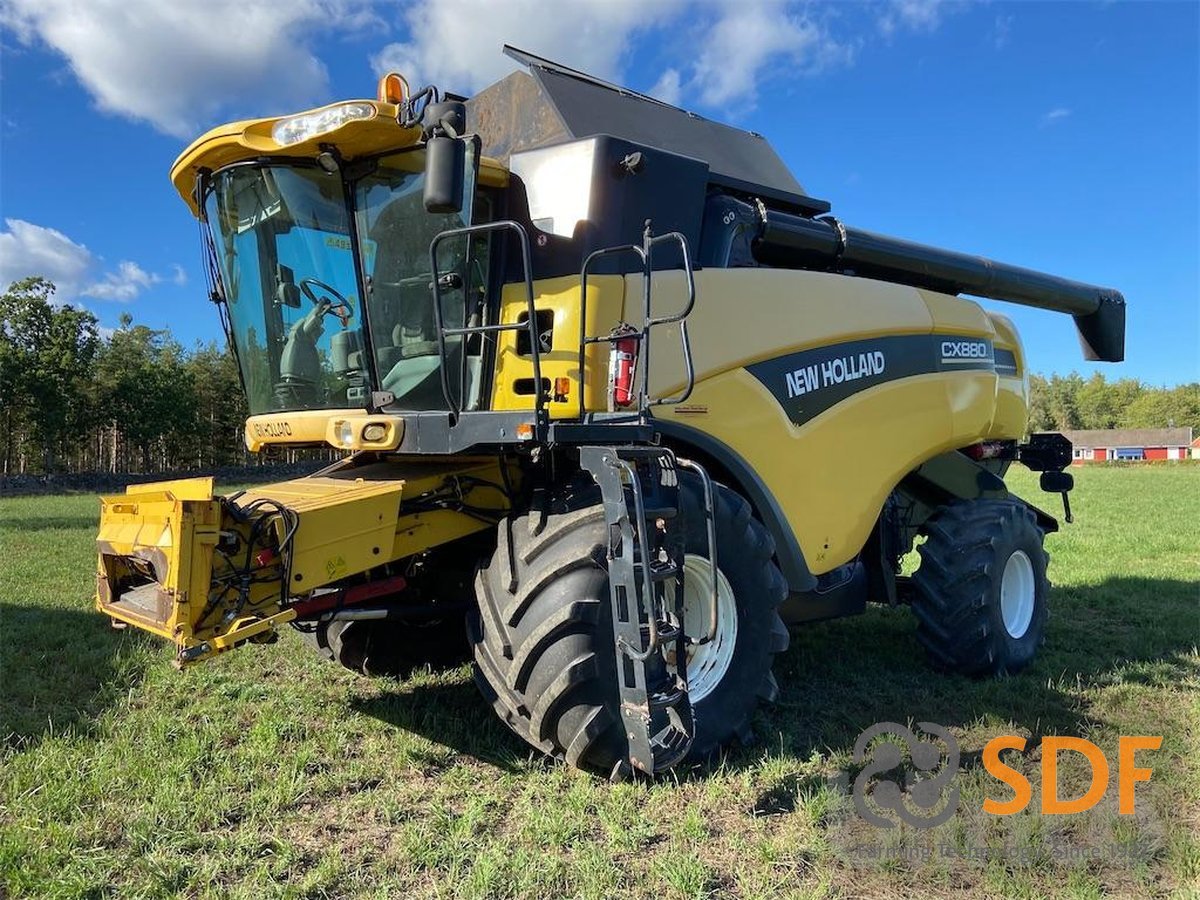 New Holland CX 880