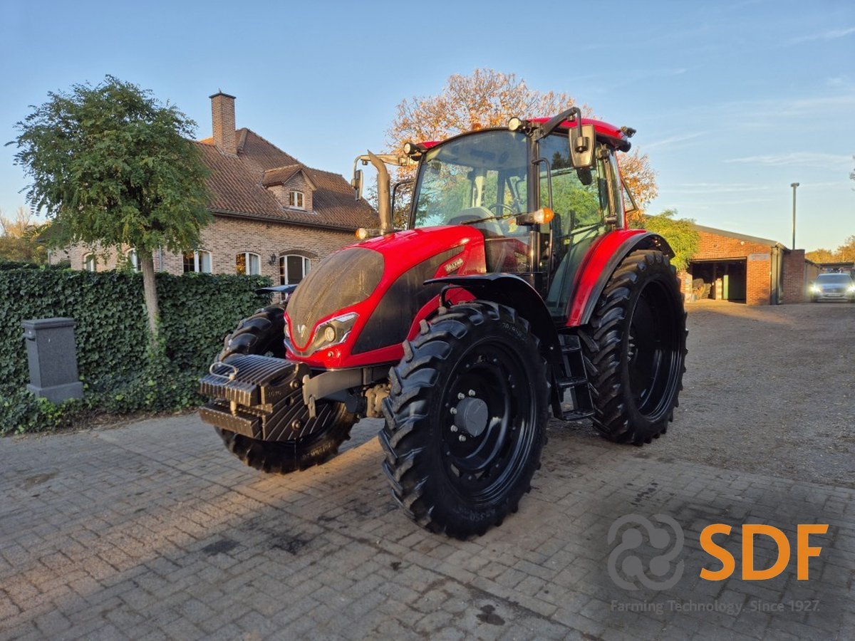 Valtra A105 HiTech
