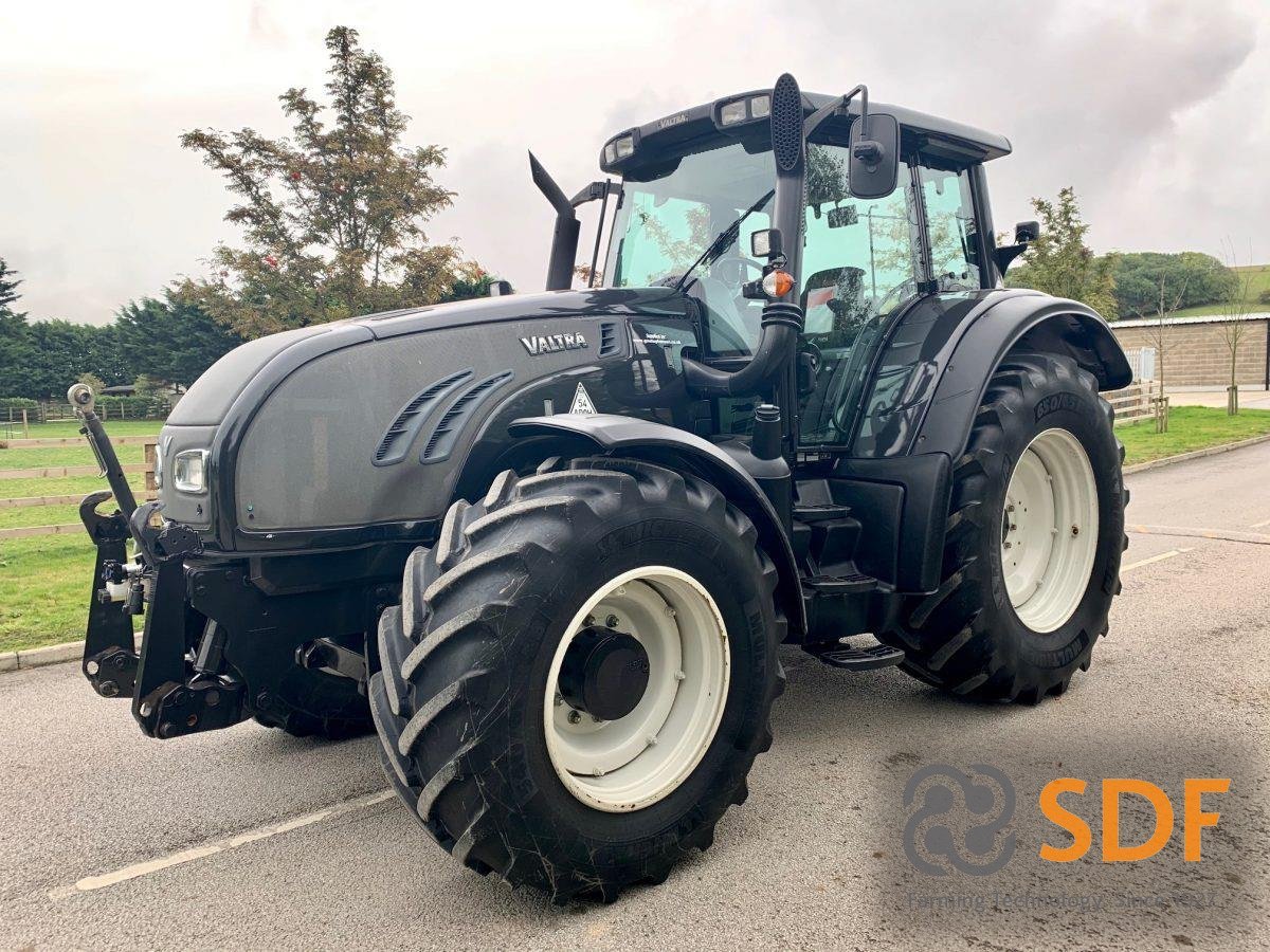 VALTRA T162