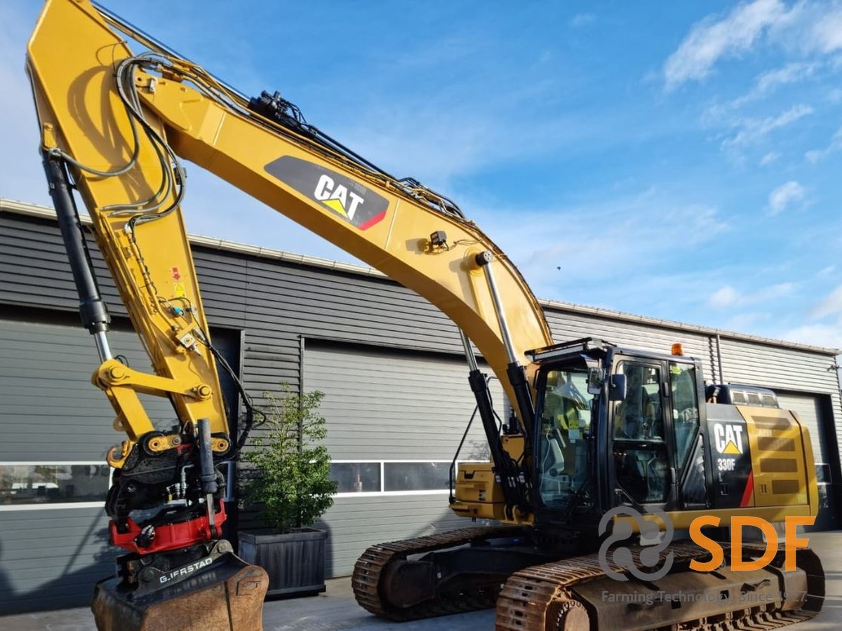 Caterpillar 330FL