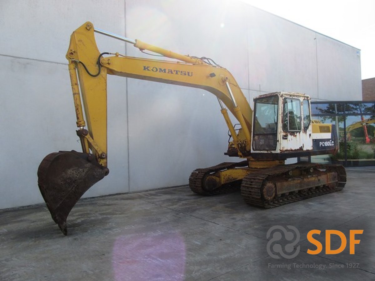 KOMATSU PC180LC-5