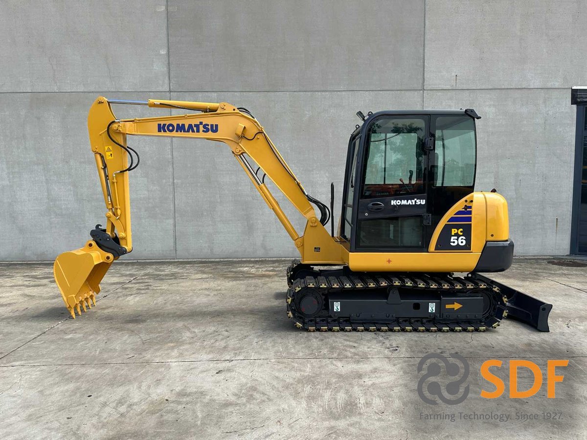 Komatsu PC56-7